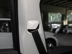 2018xDrive 28i M\b g