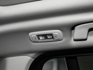 2018xDrive 28i M\b g