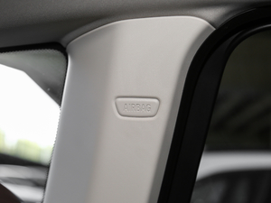 2018xDrive 28i M\b g