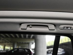 2018xDrive 28i M\b g