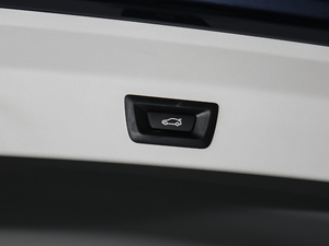 2018xDrive 28i M\b g