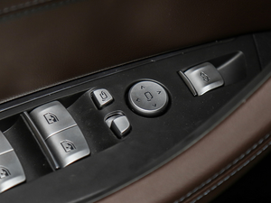 2018xDrive 28i M\b п؅^