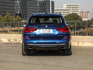 2018xDrive 30i M\b ^
