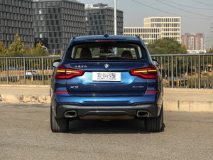 2018xDrive 30i M\b ^