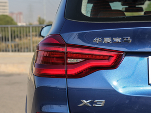 2018xDrive 30i M\b (ji)^