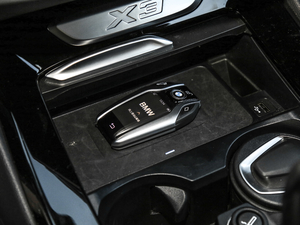 2018xDrive 30i M\b g