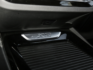 2018xDrive 30i M\b g