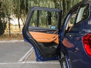 2018xDrive 30i M\b ܇T