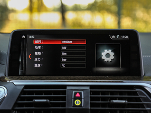 2018xDrive 30i M\b п؅^