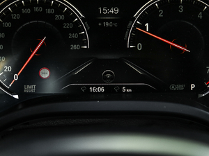 2018xDrive 30i M\b п؅^