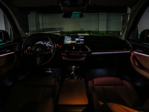 2018xDrive 30i M\b п؅^