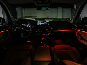 2018xDrive 30i M\b п؅^