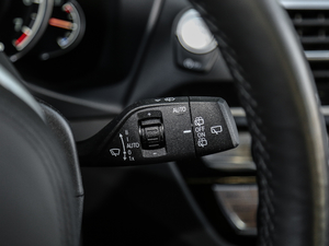 2018xDrive 30i M\b п؅^