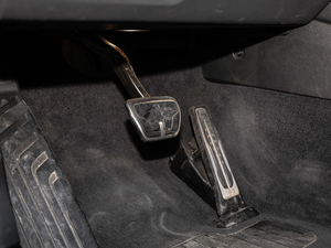 2018xDrive 30i M\b п؅^