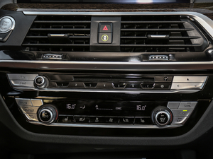 2018xDrive 30i M\(yn)(dng)b {(dio)(ji)