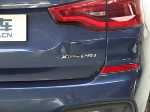 2018xDrive 25i M\b ^