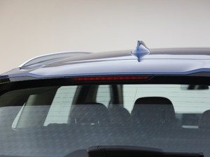 2018xDrive 25i M\b ^