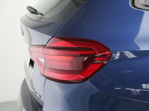 2018xDrive 25i M\b (x)(ji)^