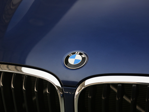 2018xDrive 25i M\b (ji)^