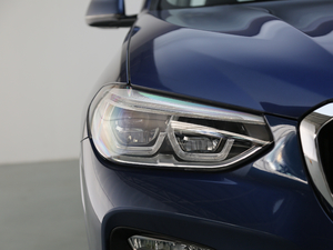 2018xDrive 25i M\b (ji)^