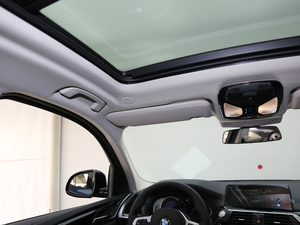 2018xDrive 25i M\(yn)(dng)b g