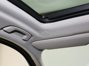 2018xDrive 25i M\(yn)(dng)b g