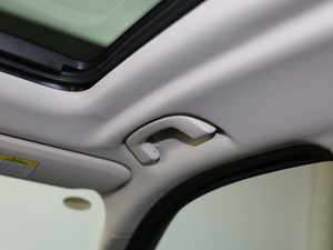 2018xDrive 25i M\(yn)(dng)b g