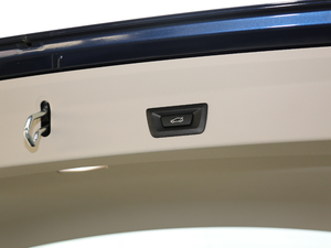 2018xDrive 25i M\(yn)(dng)b g