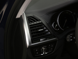 2018xDrive 25i M\b п؅^