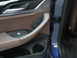 2018xDrive 25i M\b п؅^