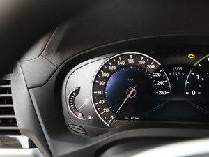 2018xDrive 25i M\b п؅^