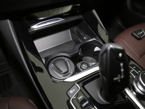 2018xDrive 25i M\b п؅^