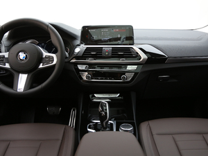 2018xDrive 25i M\b п_