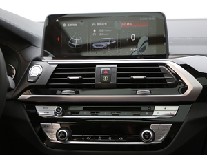 2018xDrive 25i M\b {L