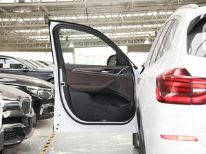 2018xDrive 28i Ab {λ܇T