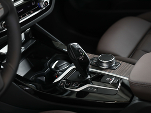 2018xDrive 28i Ab QU