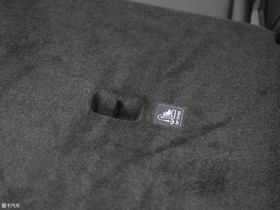 2018R2ϵ܇ 218i \(yn)(dng)b