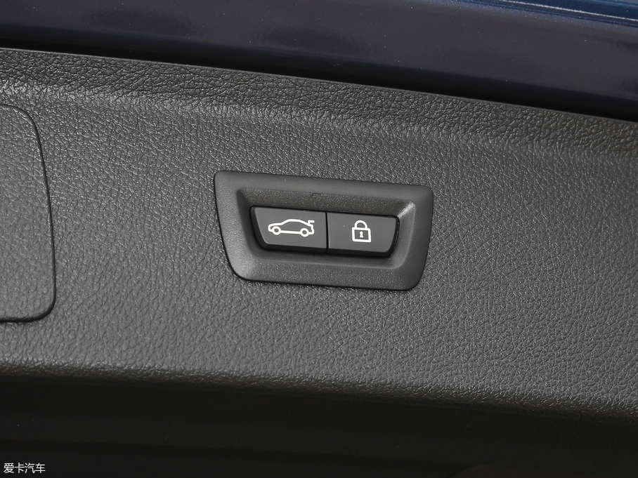 2018R2ϵ܇ 218i \b