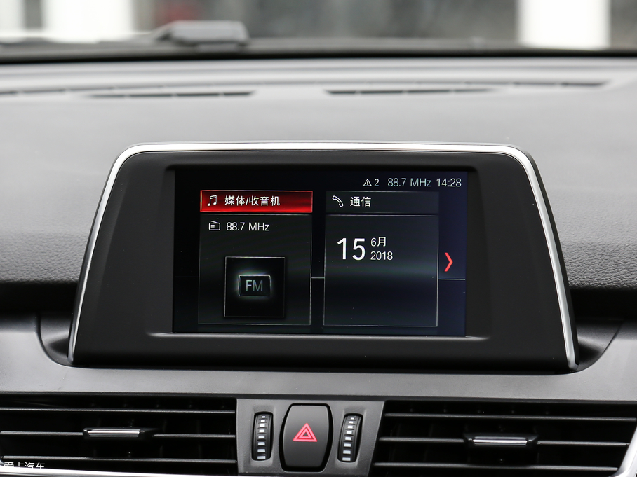 2018R2ϵ܇ 218i \b