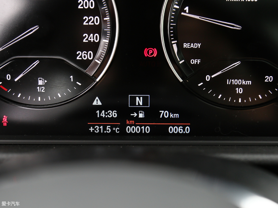 2018R2ϵ܇ 218i \b