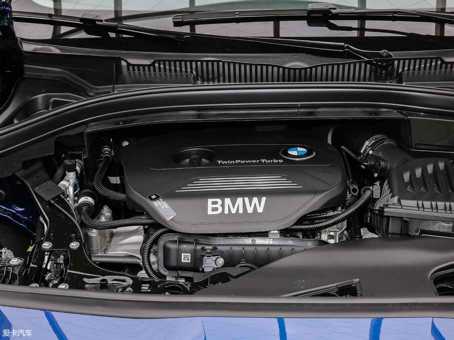 2018R2ϵ܇ 218i \b