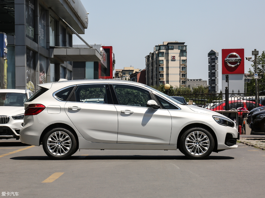 2018R2ϵ܇ 218i I(lng)