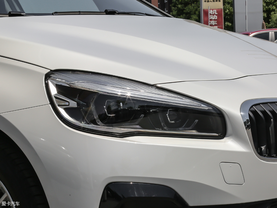 2018R2ϵ܇ 218i I(lng)