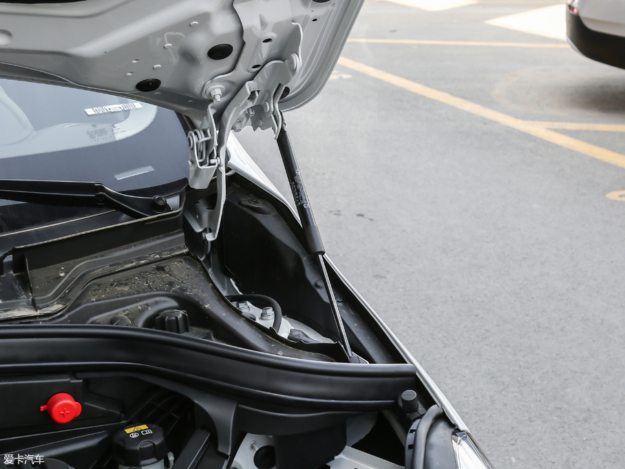 2018R2ϵ܇ 218i I(lng)