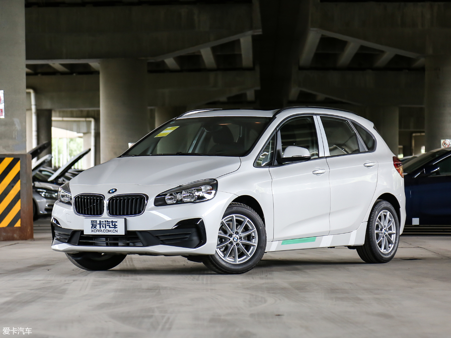 2018R2ϵ܇ 218i r