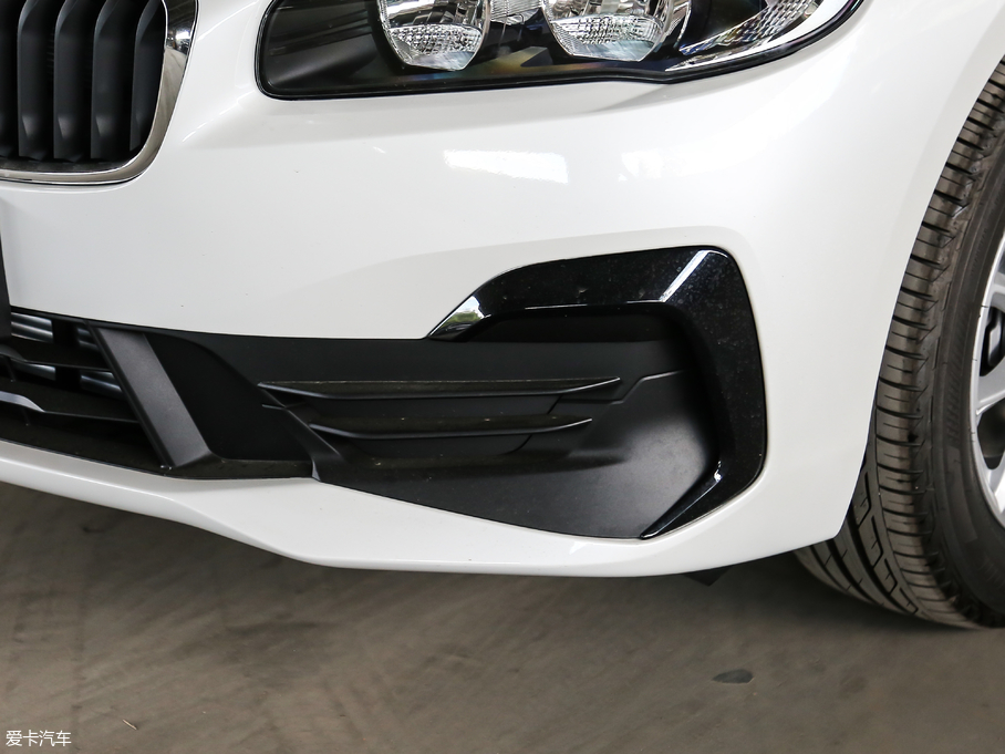 2018R2ϵ܇ 218i r