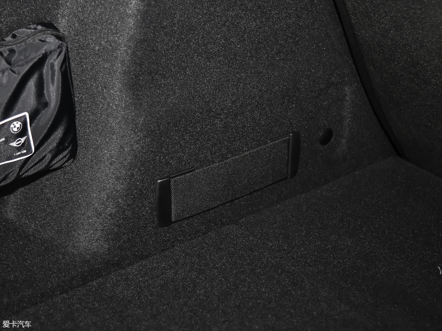 2018R2ϵ܇ 218i r(sh)