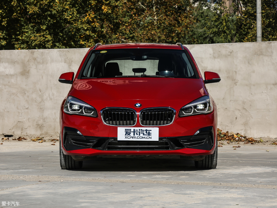 2018R2ϵ܇ 220i Ab