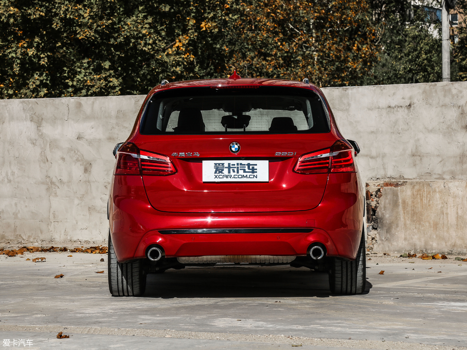 2018R2ϵ܇ 220i Ab