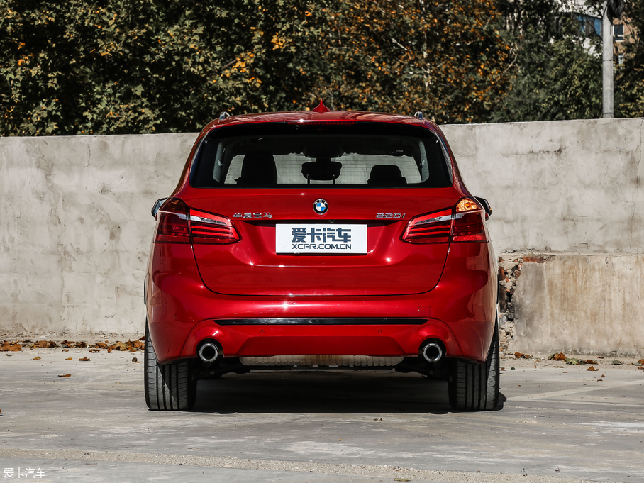 2018R2ϵ܇ 220i Ab